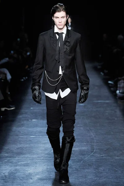 Look 6